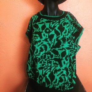 VINTAGE ACRYLIC TOP